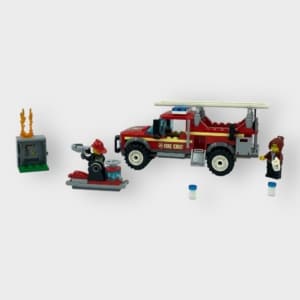 LEGO City - 60231 - Le camion du chef des pompiers